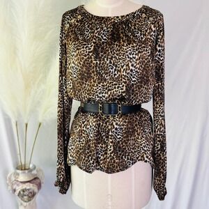 Michael‎ Kors Leopard top with Gold Button Accents 6